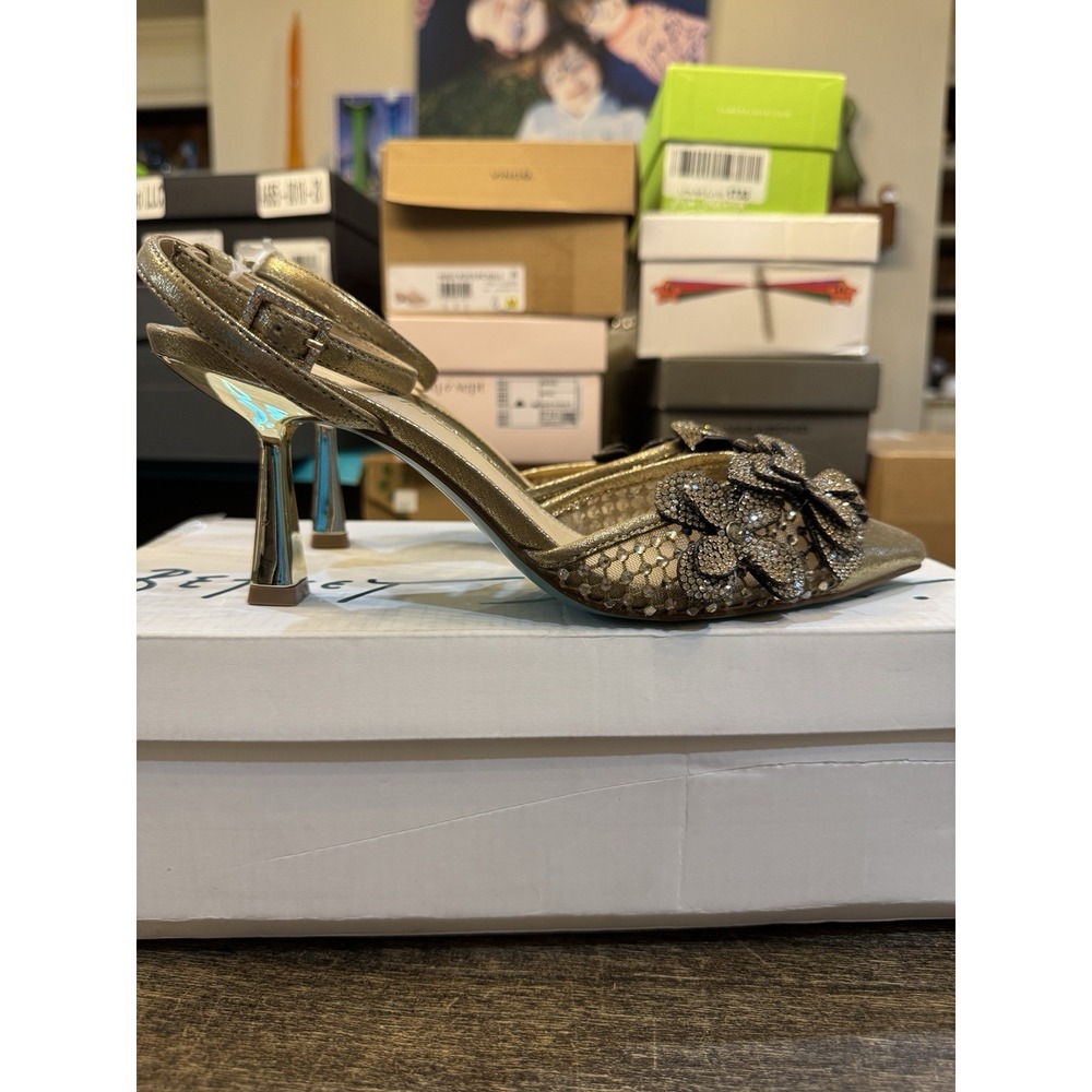 Betsey Johnson Blue Elma pointed-toe heels Floral Gold Size 7 Embellished - Picture 2 of 11